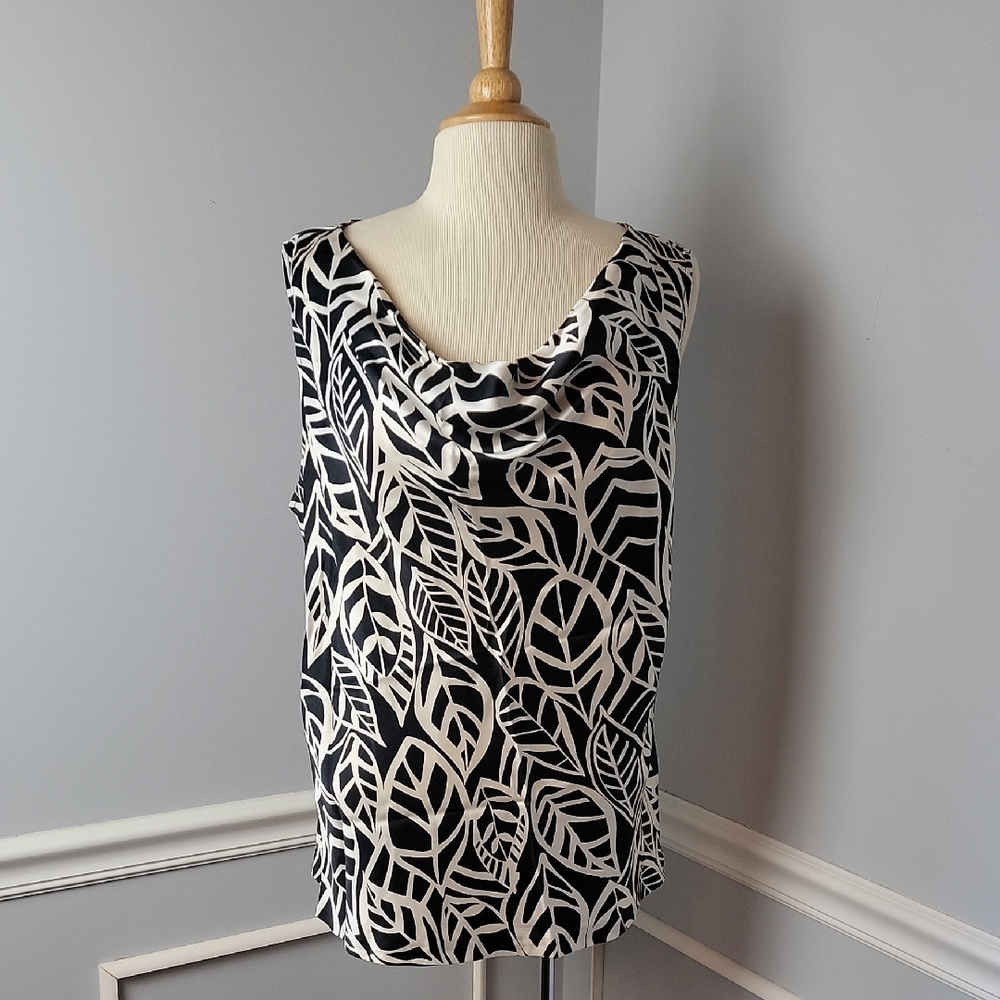 TALBOTS Black White 100% Silk Leaf Print Boho Cowl Neck Sleeveless Shell Top 20